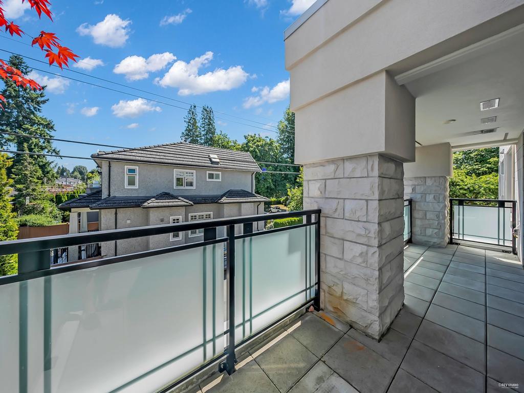 Listing Image for R3097060