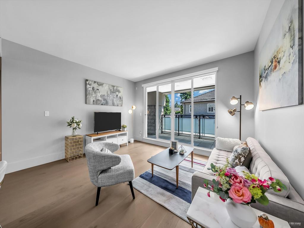 Listing Image for R3097060