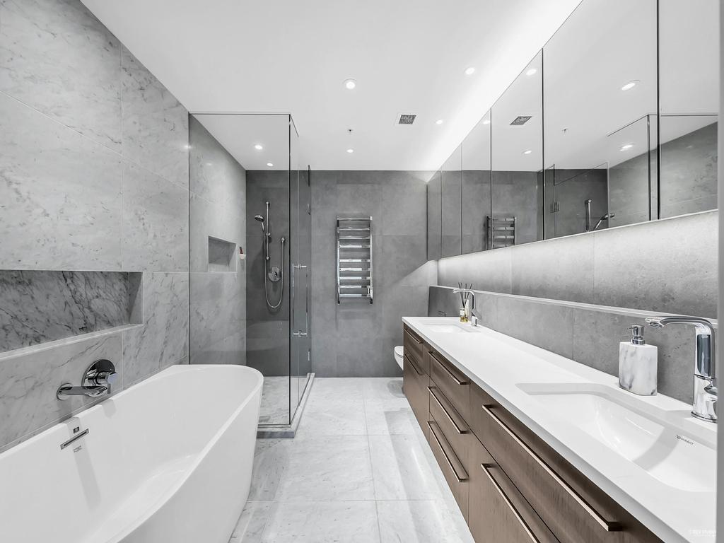 Listing Image for R3097060