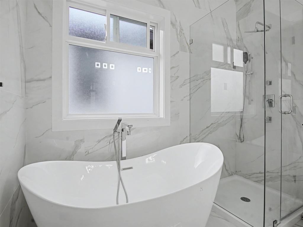 Listing Image for R3097062