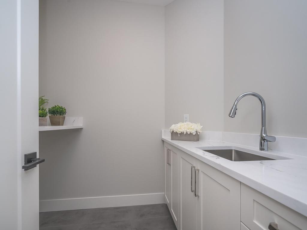 Listing Image for R3097072