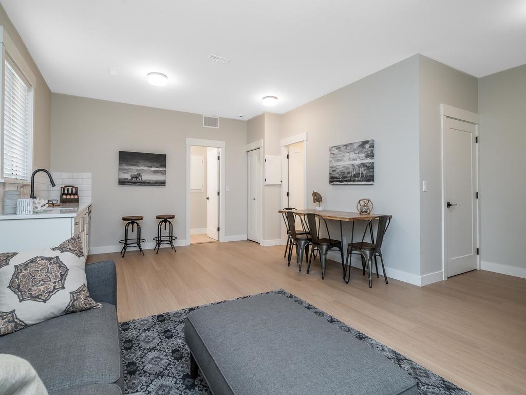 Listing Image for R3097072