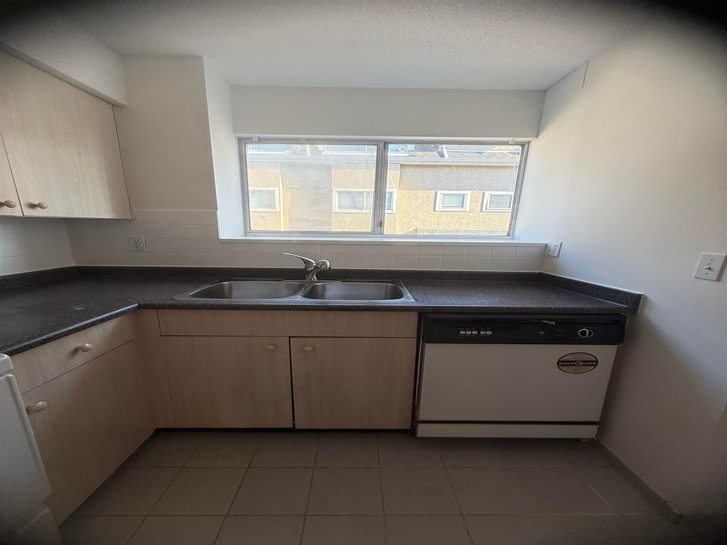 Listing Image for R3097077