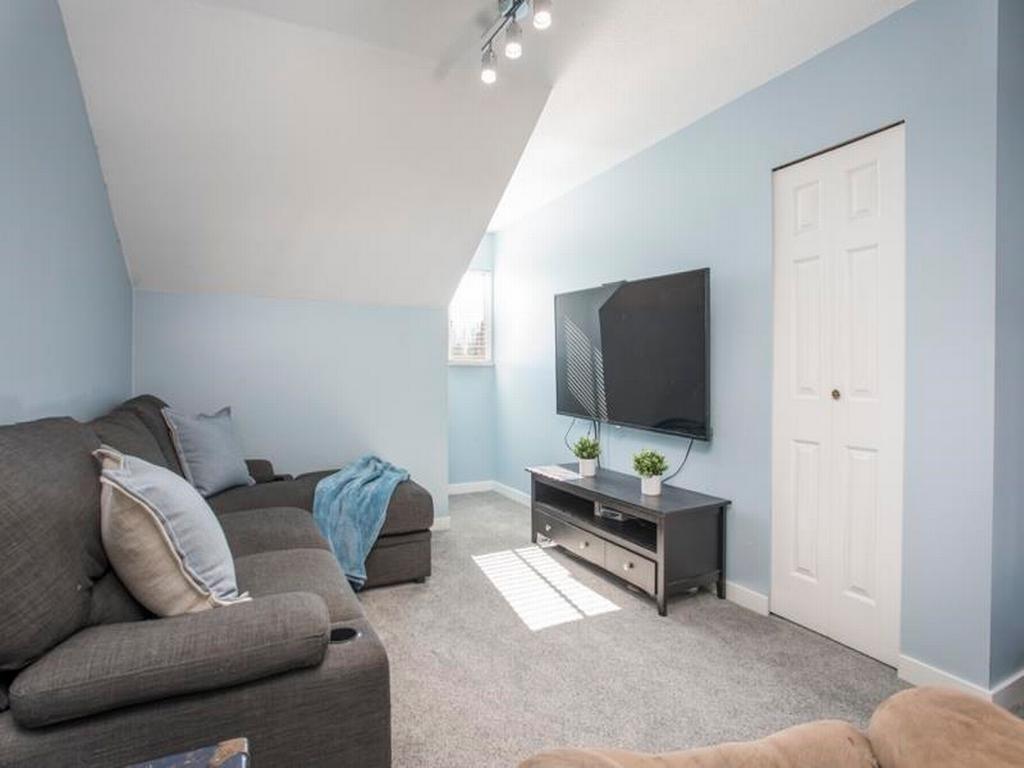 Listing Image for R3097081