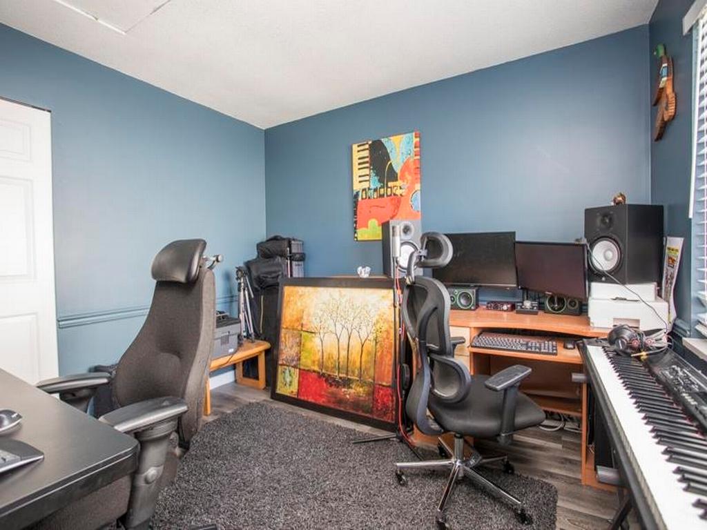 Listing Image for R3097081