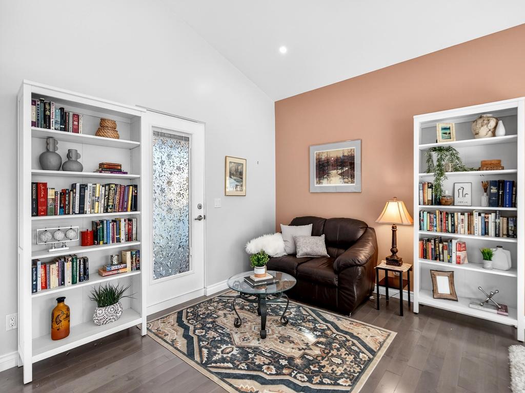 Listing Image for R3097083