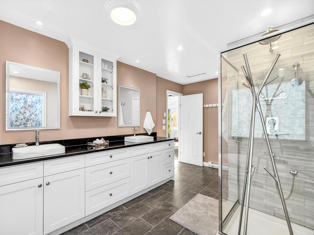 Listing Image for R3097083