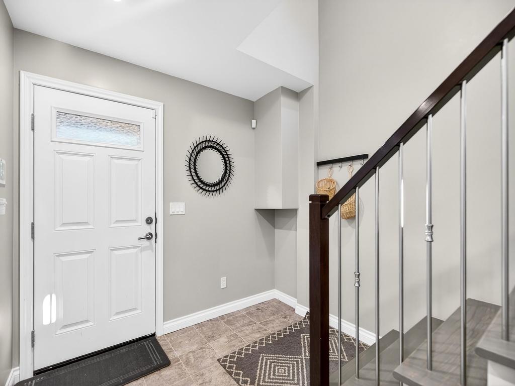 Listing Image for R3097083