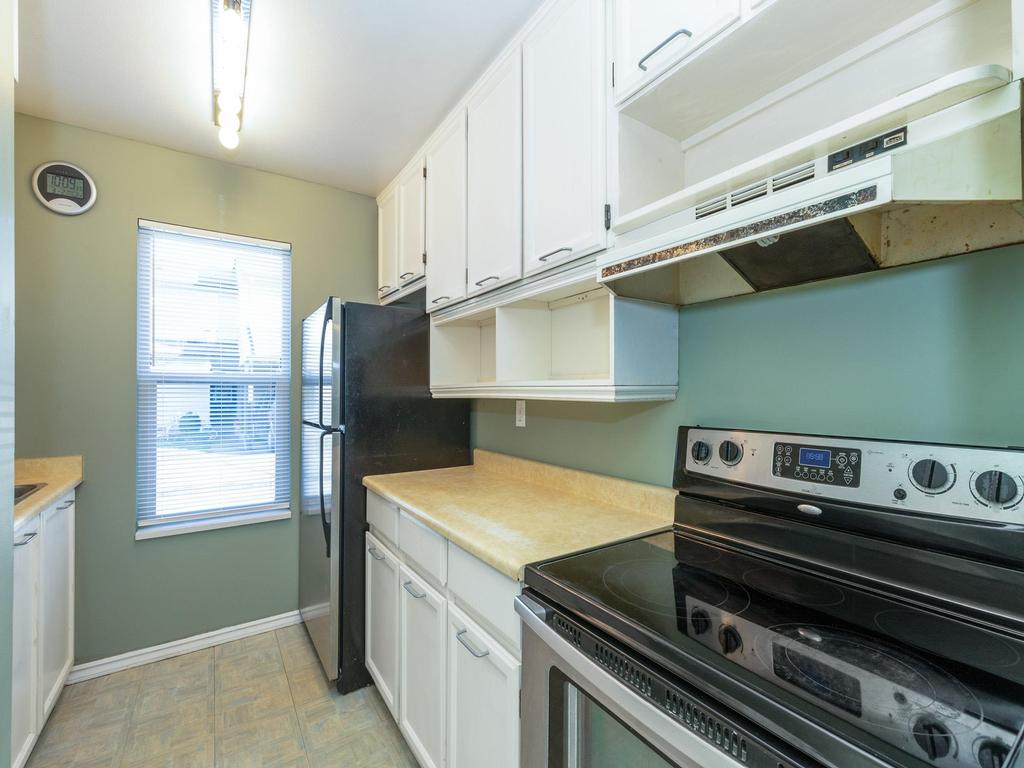 Listing Image for R3097085