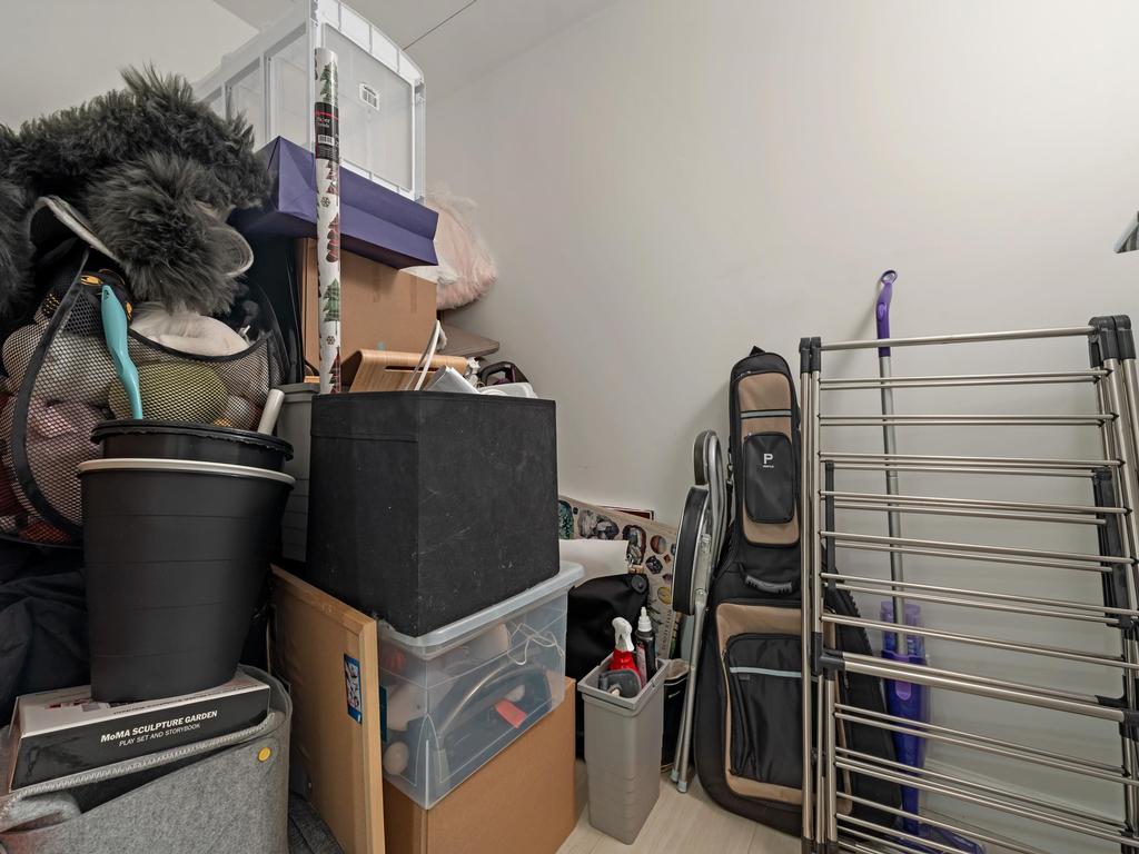 Listing Image for R3097087