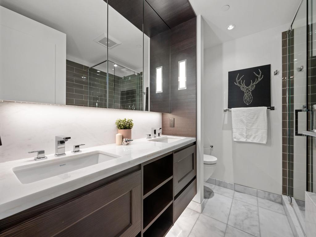 Listing Image for R3097087