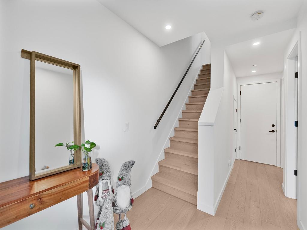 Listing Image for R3097091