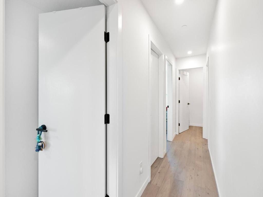 Listing Image for R3097091