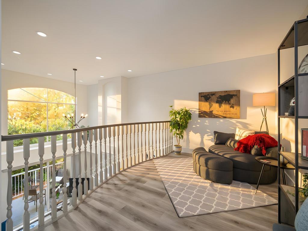 Listing Image for R3097116