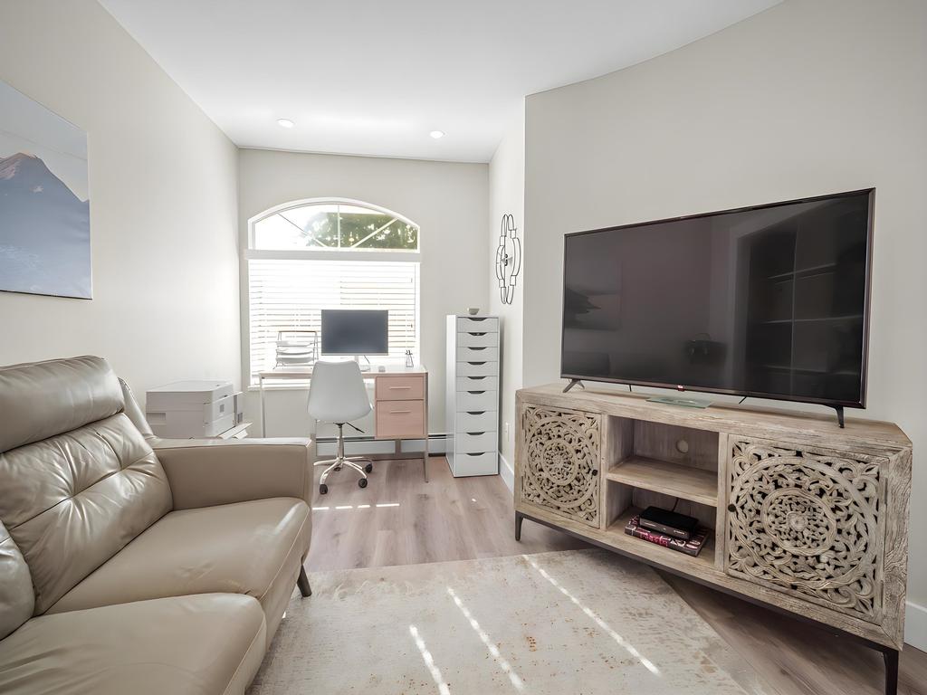 Listing Image for R3097116