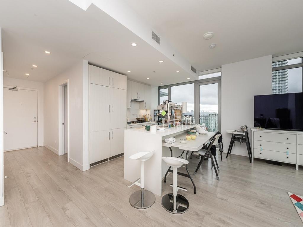 Listing Image for R3097124