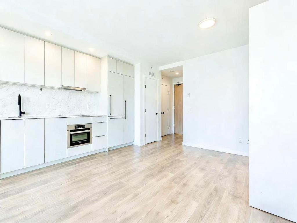 Listing Image for R3097136