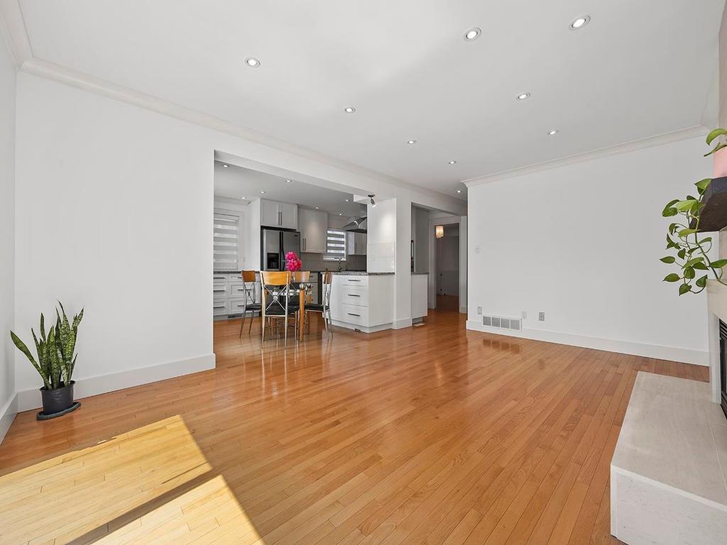 Listing Image for R3097137