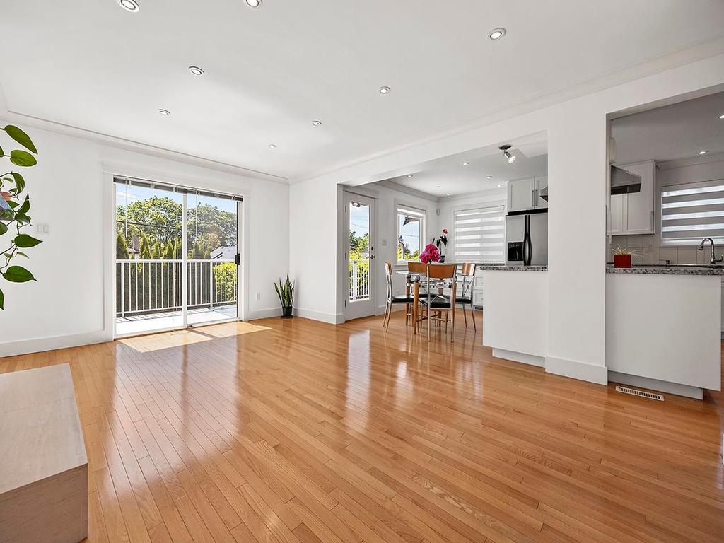 Listing Image for R3097137