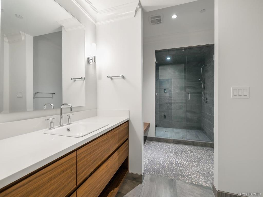 Listing Image for R3097146