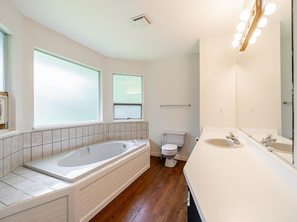 Listing Image for R3097188