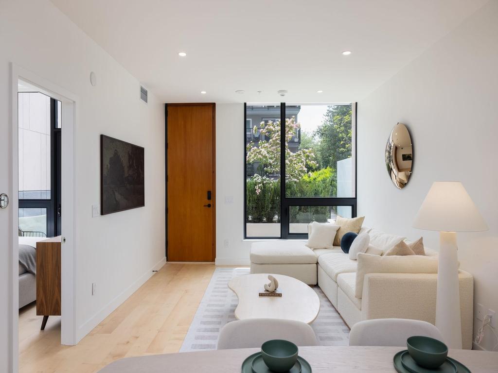 Listing Image for R3097193