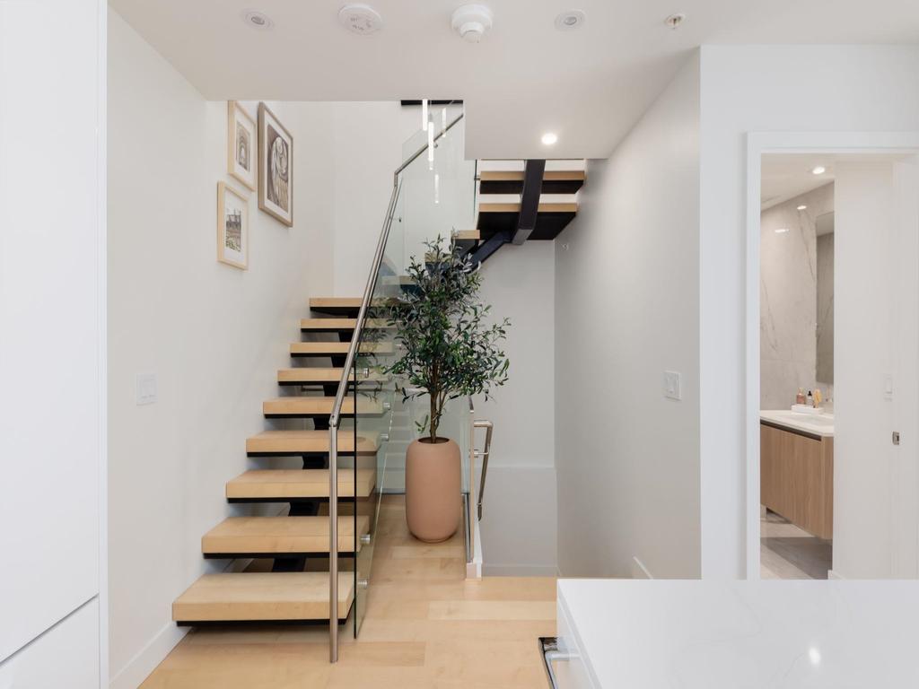 Listing Image for R3097193