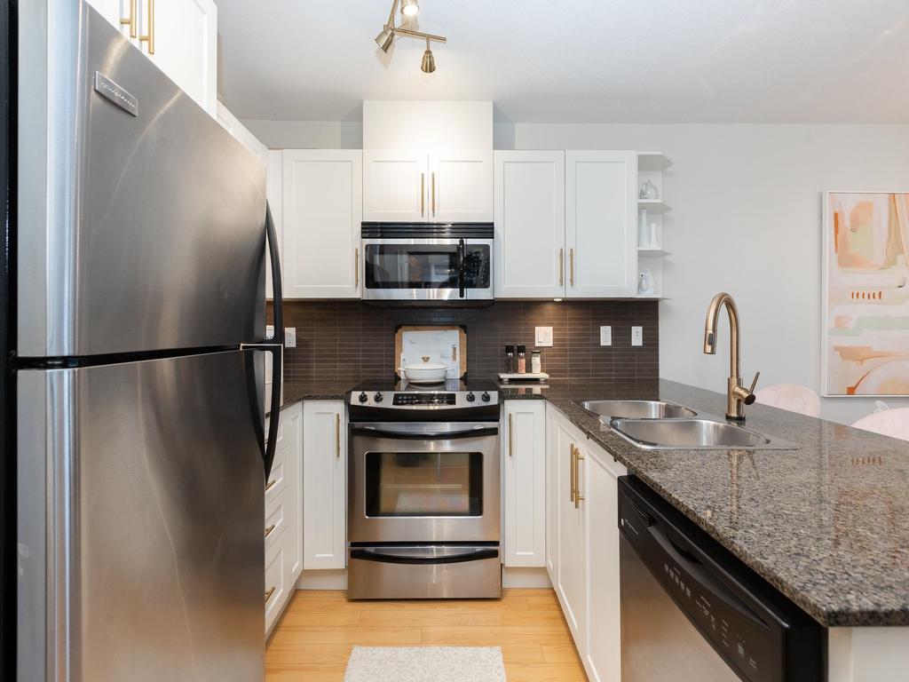 Listing Image for R3097216