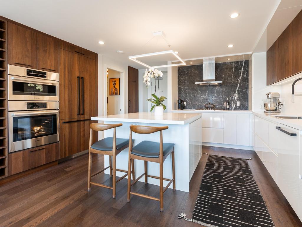 Listing Image for R3097227