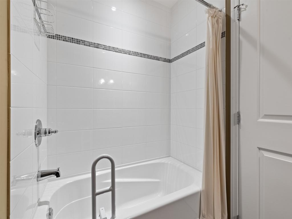 Listing Image for R3097240