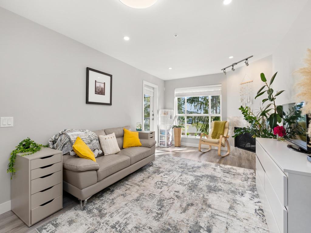 Listing Image for R3097245