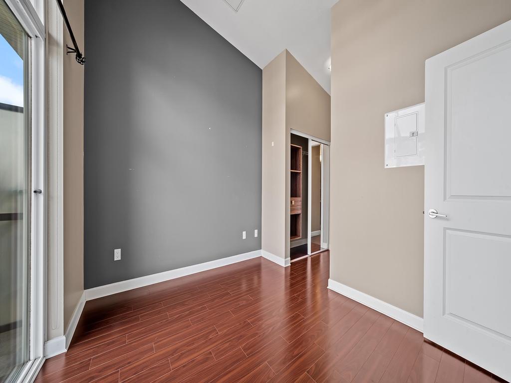 Listing Image for R3097279