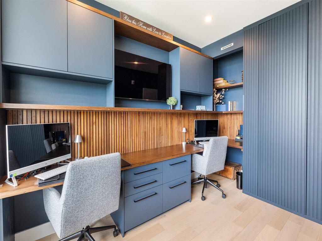 Listing Image for R3097293