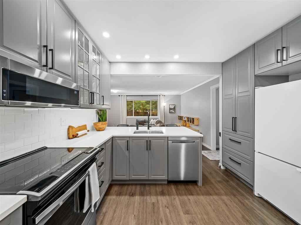 Listing Image for R3097332