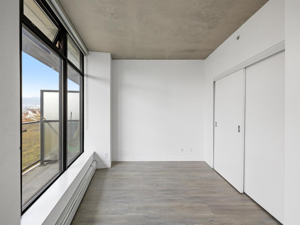 Listing Image for R3097358