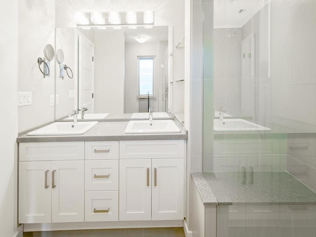 Listing Image for R3097359