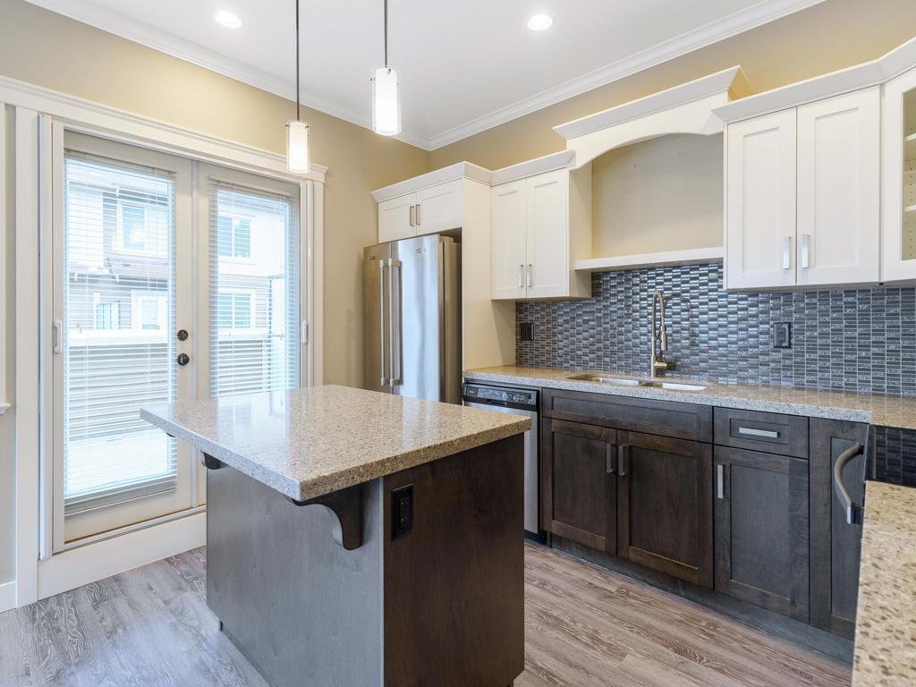 Listing Image for R3097359