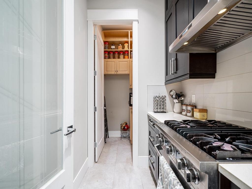 Listing Image for R3097371