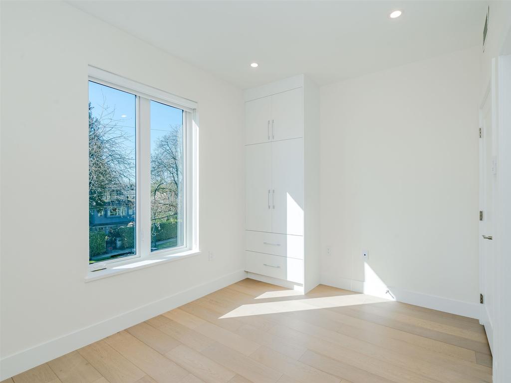 Listing Image for R3097376