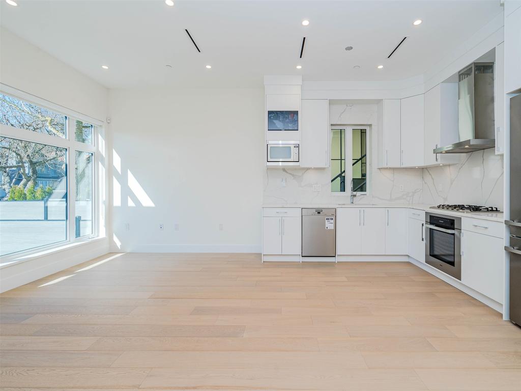 Listing Image for R3097376