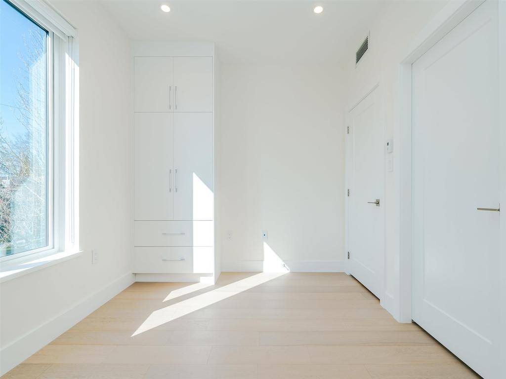 Listing Image for R3097376