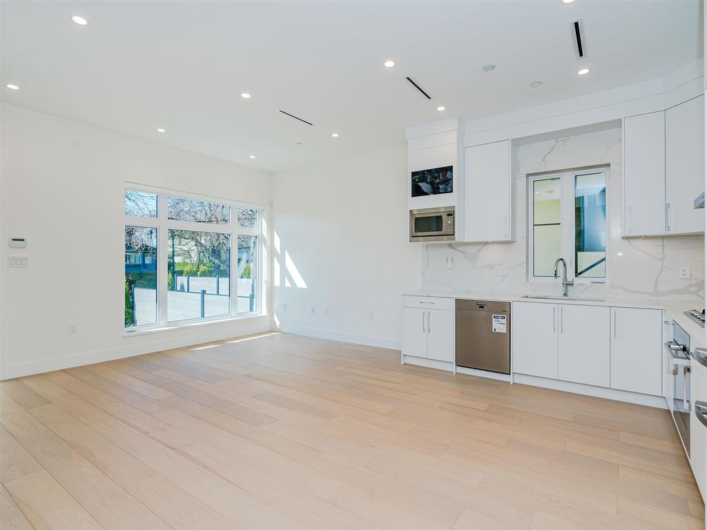 Listing Image for R3097376