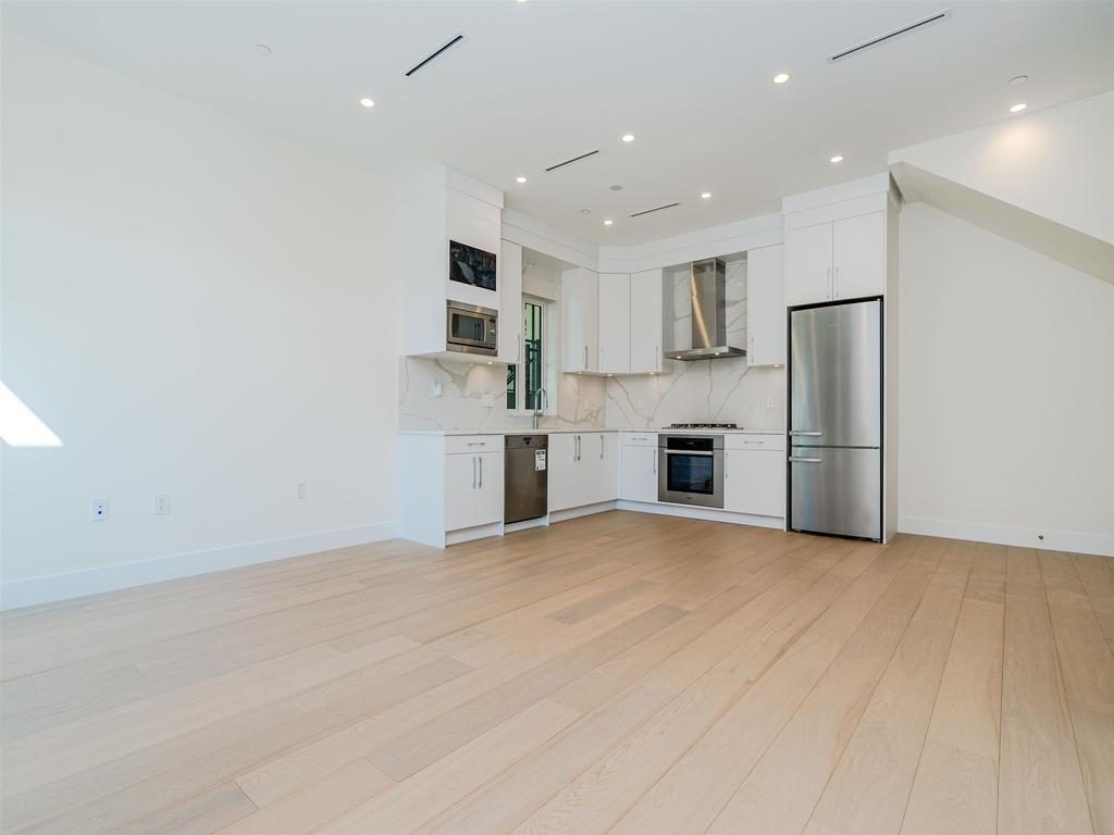 Listing Image for R3097376