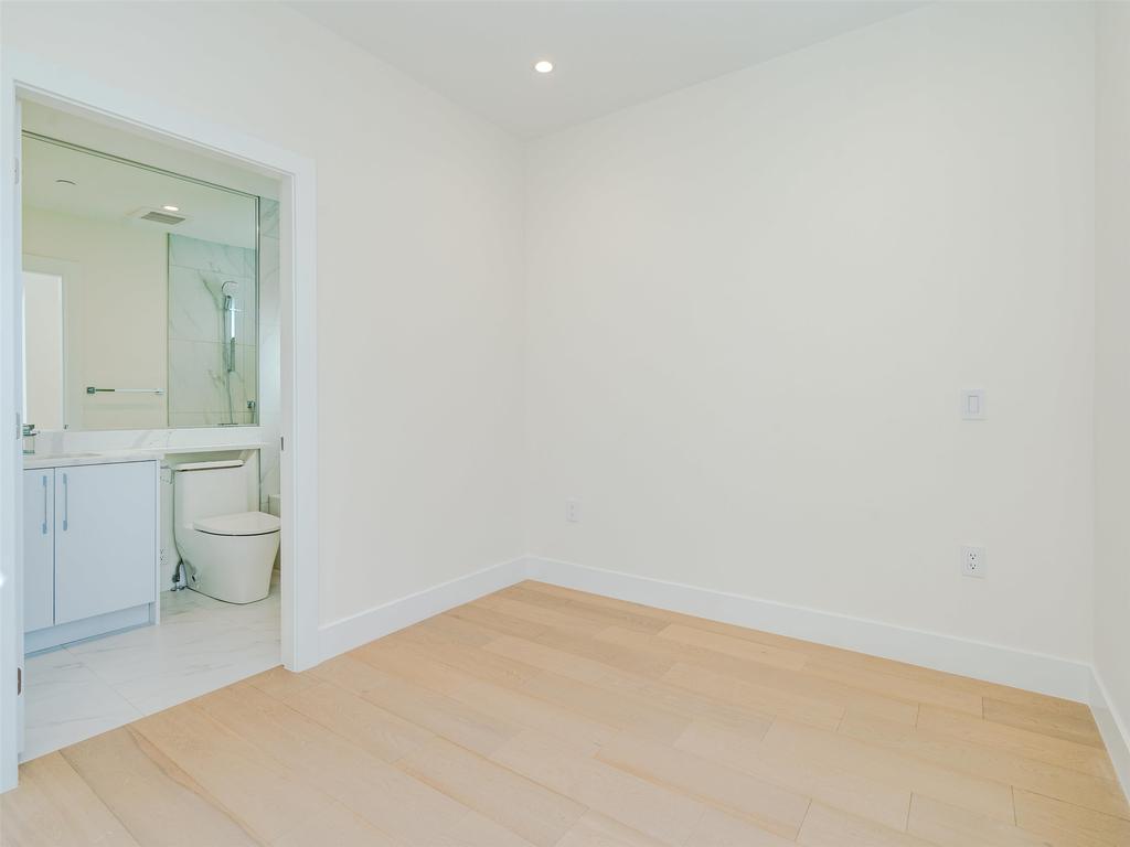 Listing Image for R3097376