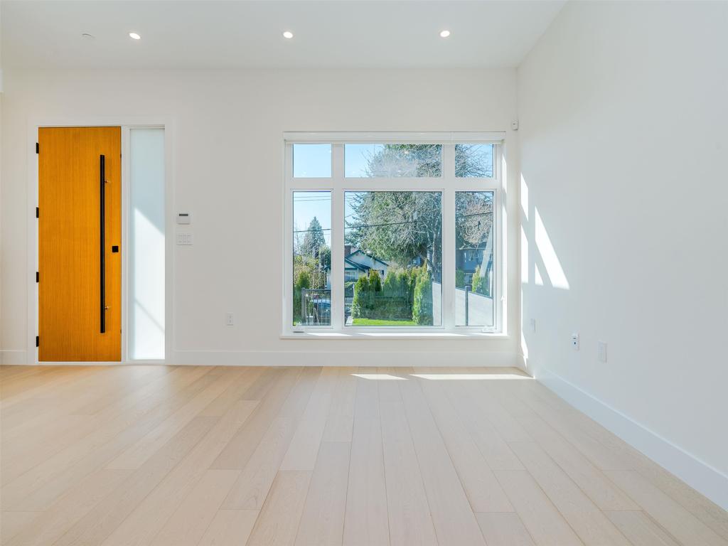 Listing Image for R3097376