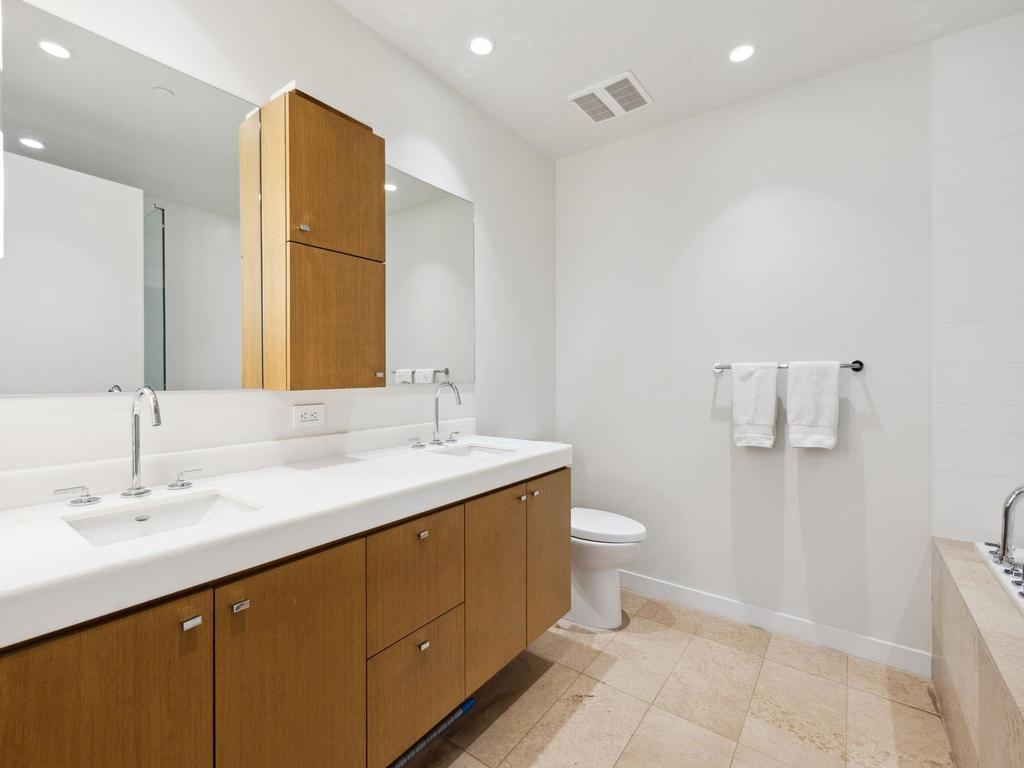 Listing Image for R3097382