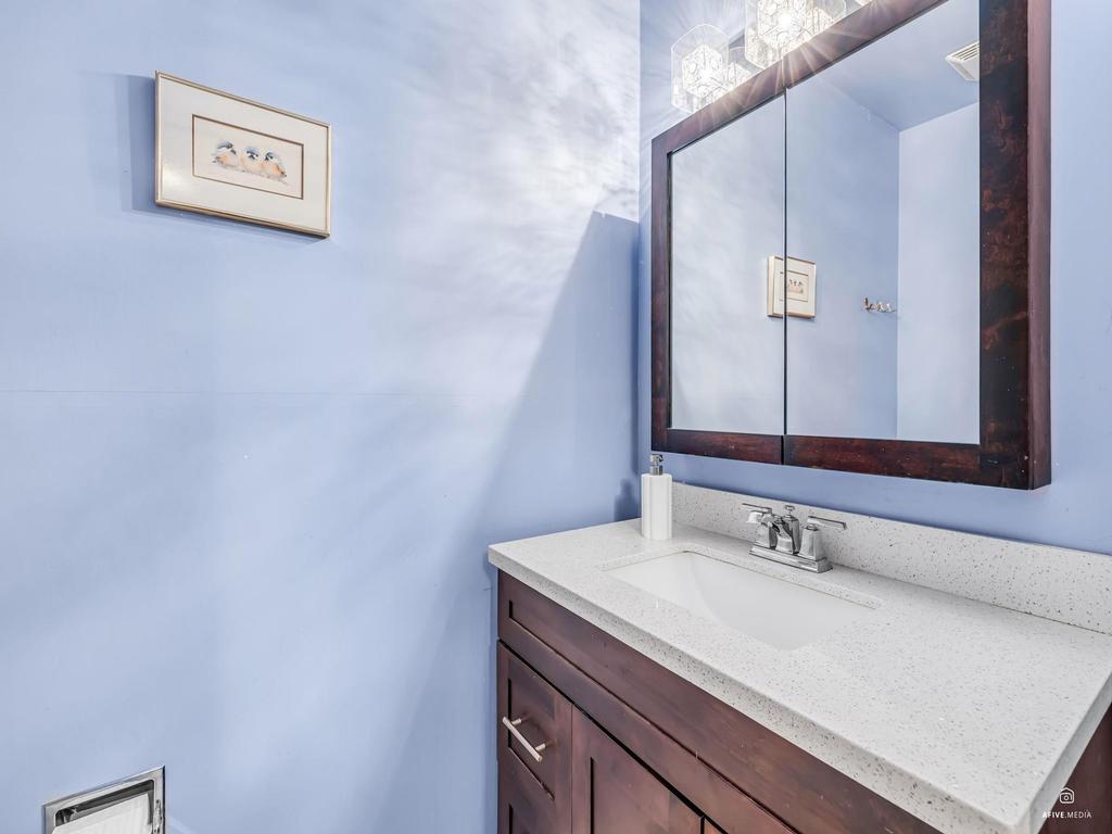 Listing Image for R3097396