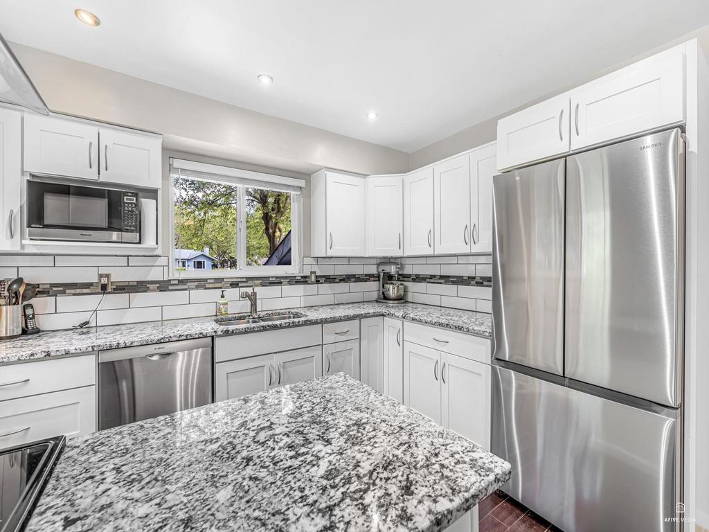 Listing Image for R3097396