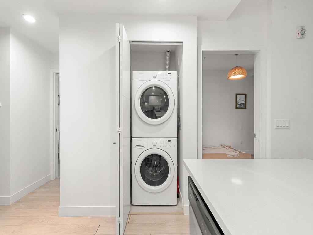 Listing Image for R3097402