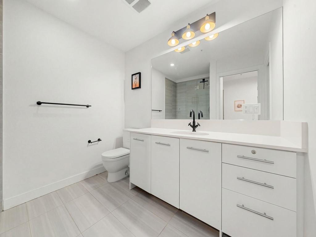 Listing Image for R3097402